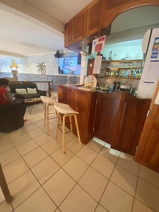 Appartement Moderne A Pointe Noire 36 M² Piscine & Jacuzzi エクステリア 写真